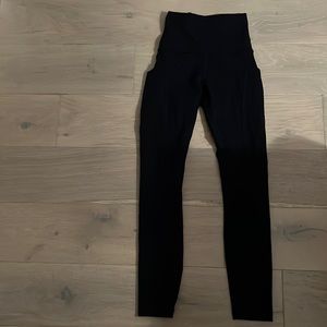 COPY - size 0 Lululemon navy leggings